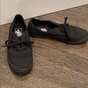 All black Vans